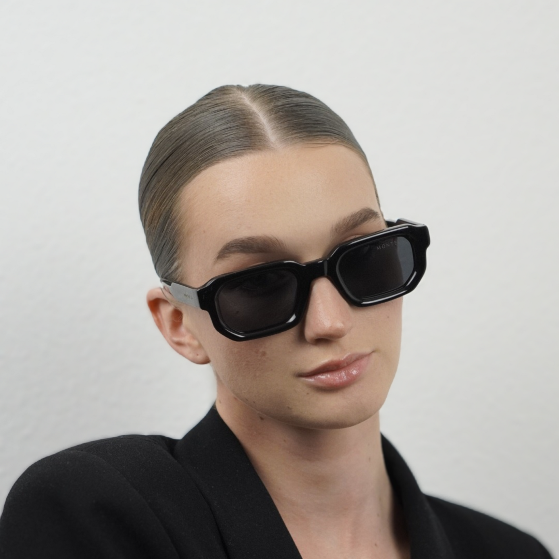 MONTEYA URBAN Opaque women sunglasses. High-end eyewear. Acetate Frame. TAC Polarized lenses.
