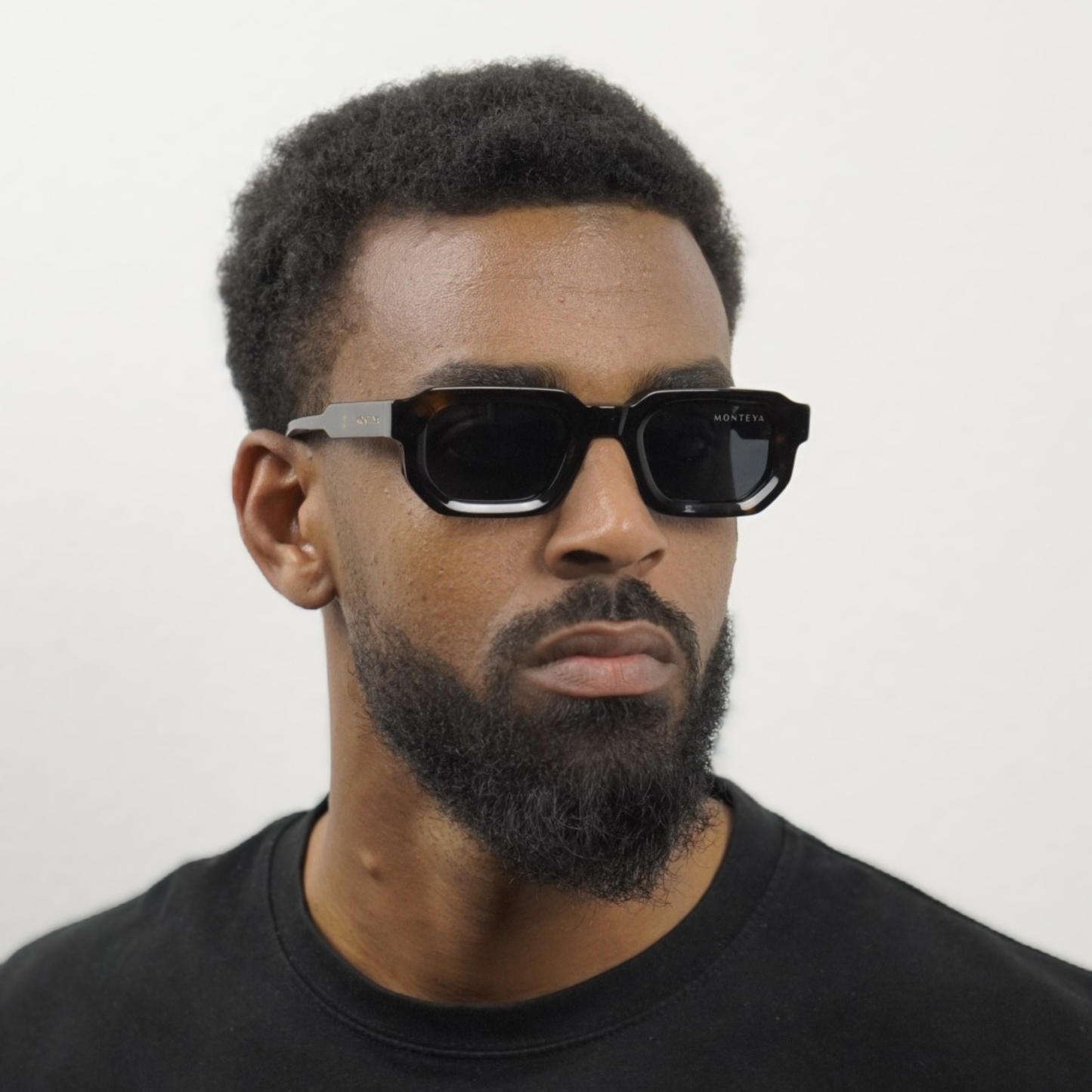 MONTEYA Urban in Leo men sunglasses. High-end eyewear. Acetate Frame. TAC Polarized lenses.